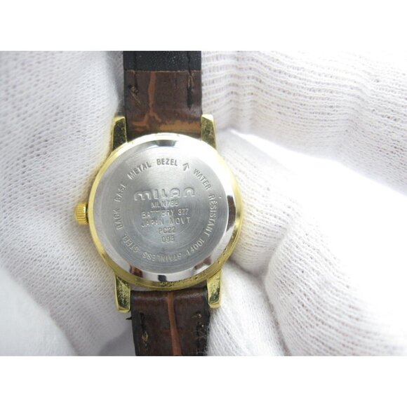 Women's Milan 100ft Quartz 100ft WR Analog 26mm Dial Causal Round Watch (E98) - Picture 3 of 9